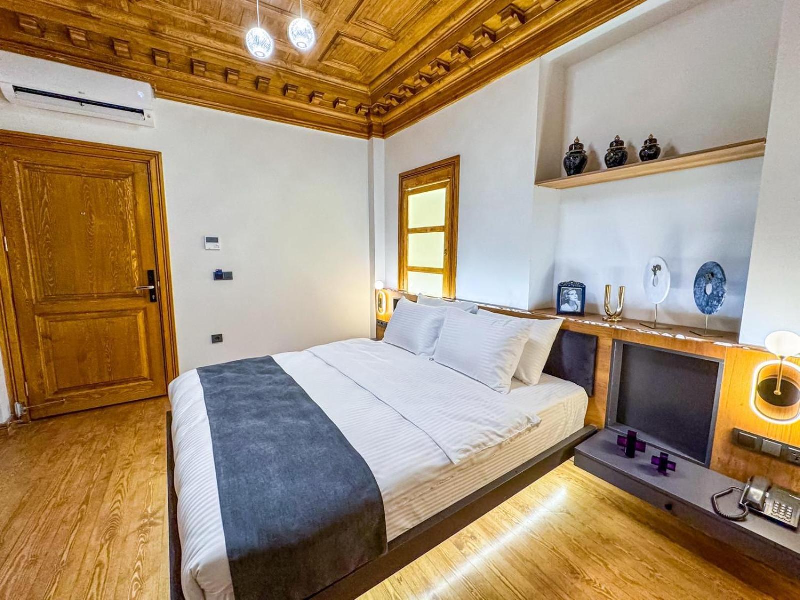 Elmira Pera Hotel & Spa - Special Class Istanbul Bagian luar foto