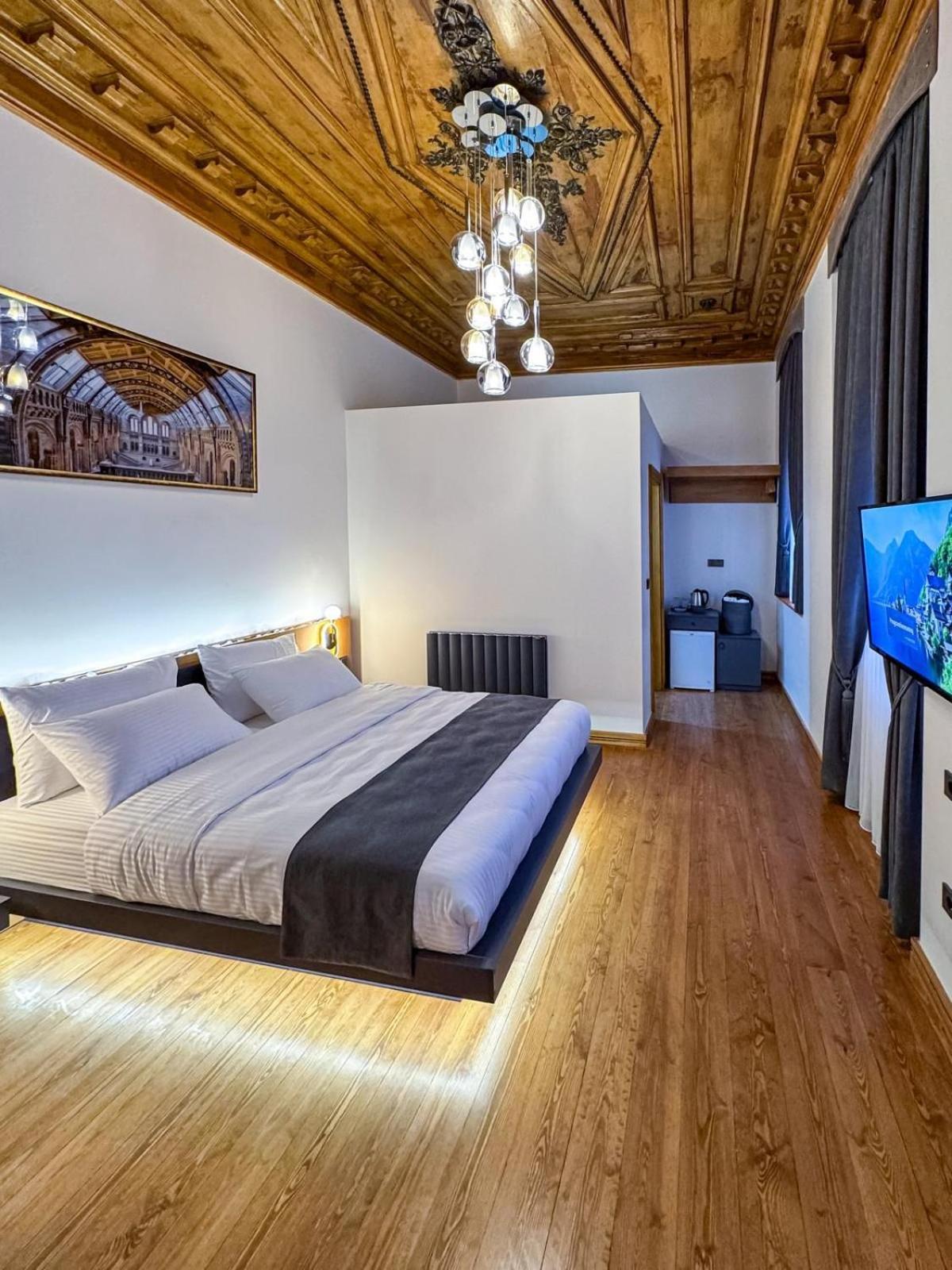Elmira Pera Hotel & Spa - Special Class Istanbul Bagian luar foto