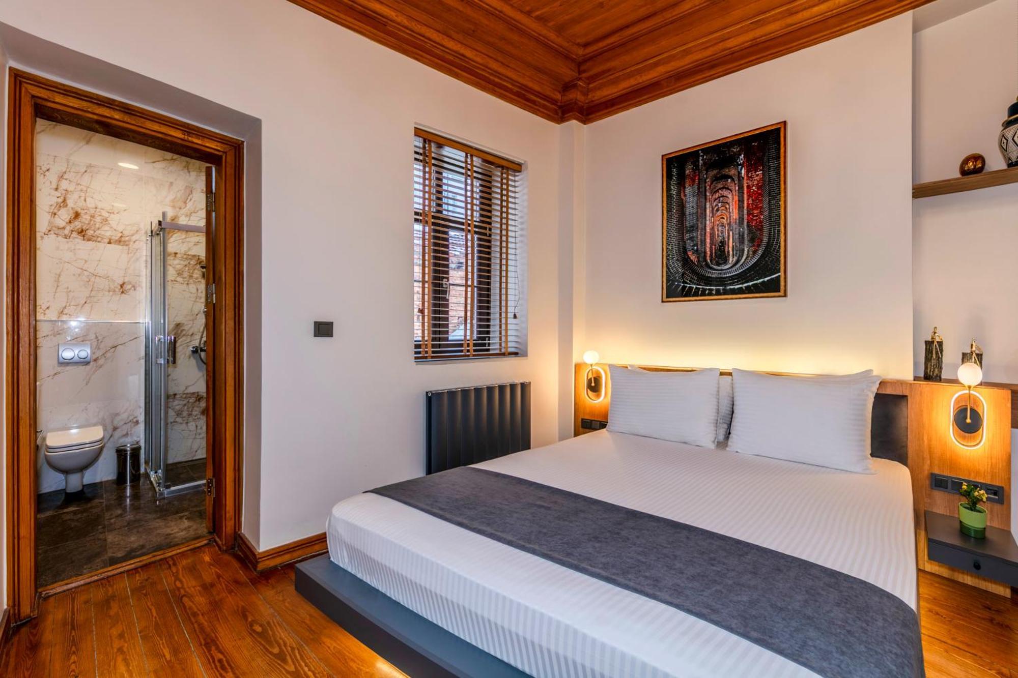 Elmira Pera Hotel & Spa - Special Class Istanbul Bagian luar foto