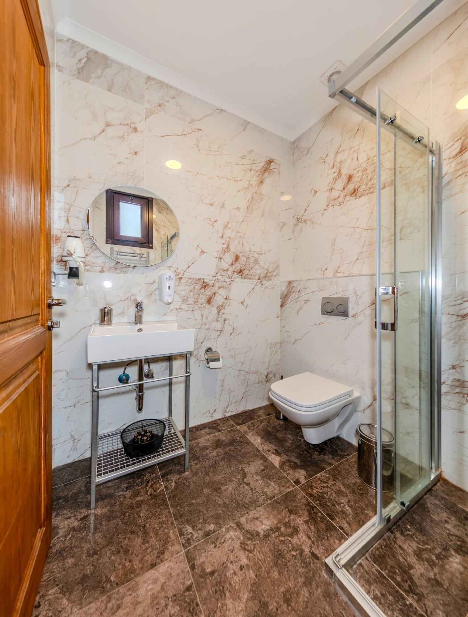 Elmira Pera Hotel & Spa - Special Class Istanbul Bagian luar foto