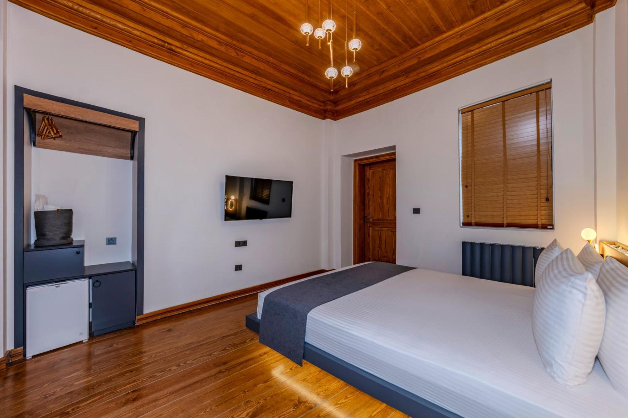 Elmira Pera Hotel & Spa - Special Class Istanbul Bagian luar foto